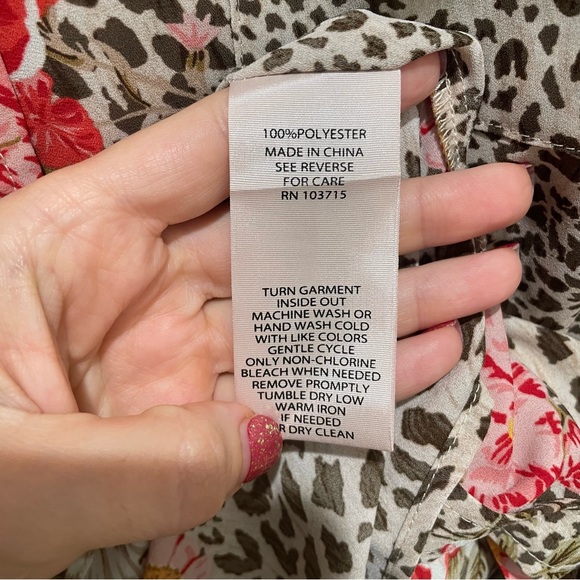 Nanette Lepore Long Sleeve Button Down Leopard Print/Floral Blouse Size XL - Picture 9 of 10